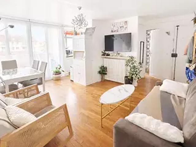 Colombes 92700 Achat / Vente appartement 4 pièces t4 au dernier étage cave