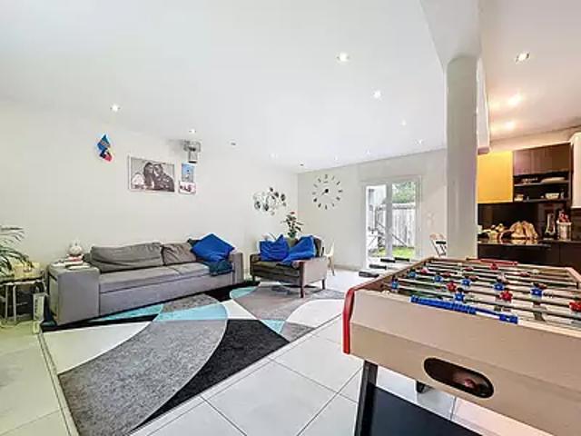 Colombes 92700 Achat / Vente maison 5 pièces t5 au dernier étage parking