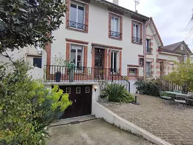 Colombes 92700 Location maison 7 pièces t7