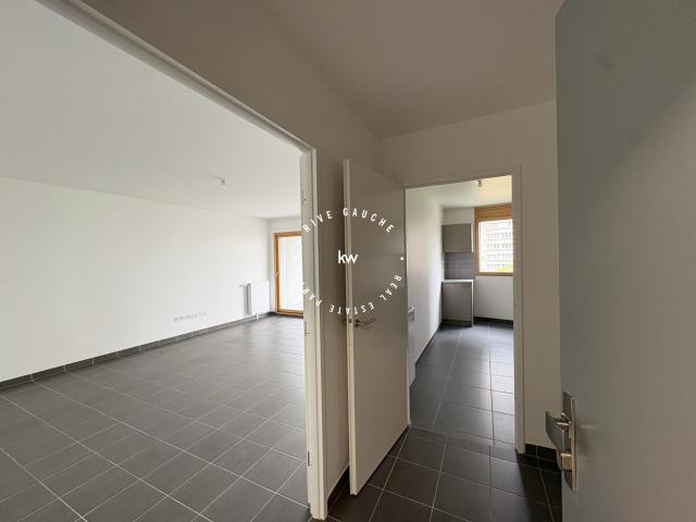 COLOMBES: appartement 4 pièces de 93 m²