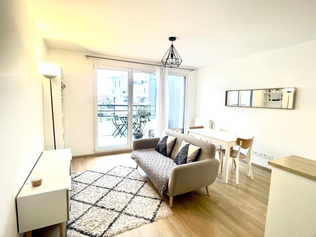 COLOMBES Rue de Bellevue Bel appartement de 3 pièces / 2 chambres dans une résidence récente