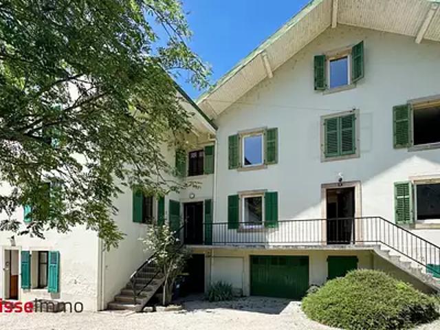 Colombier Fontaine 25260 Achat / Vente maison 12 pièces t12 au dernier étage cave