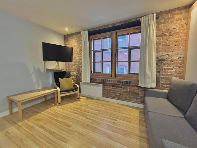 Colombier Loft Studio Entièrement Meublé à Louer Vieux Québec Août 2026