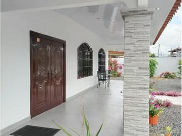 Colon / buena vista / 800m2 / 4 habitaciones / deposito / terraza | 4 recámaras por 165000.00 en Buena Vista