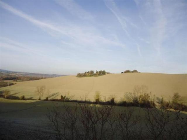 COLONICA di 1650 mq VOLTERRA rif. V 550