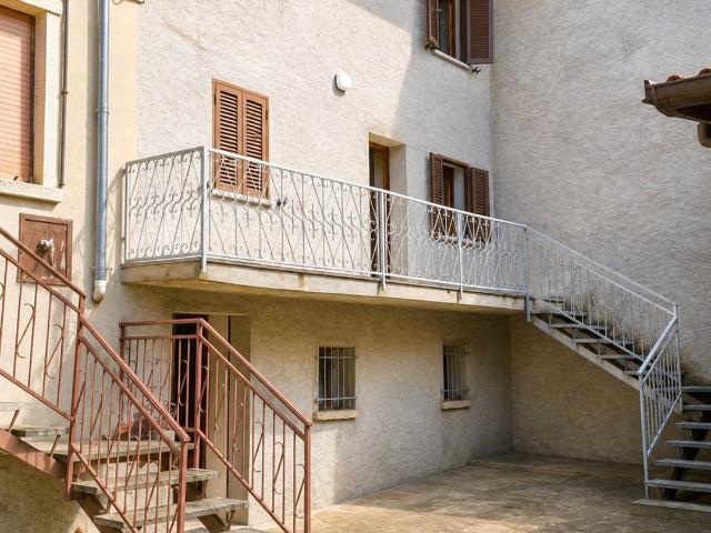 COLONICA in VENDITA a BETTOLA PICCOLI di 4 vani