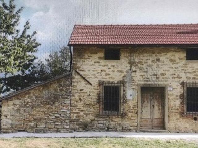 COLONICA in VENDITA a FIRENZUOLA di 7 vani