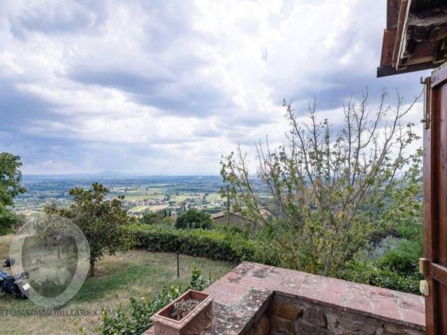 Colonica S.Pietro 160m² Cortona