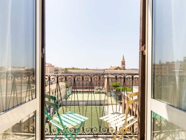 COLOSSEUM BRAND NEW FLAT Cribmed