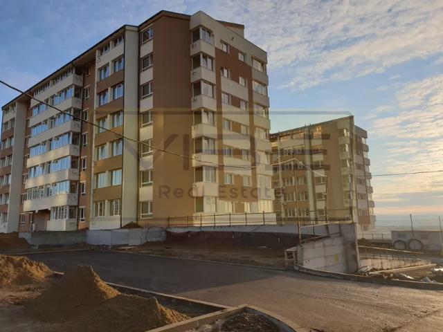 Copou 3 camere 2 bai decomandat modern parcare acoperita