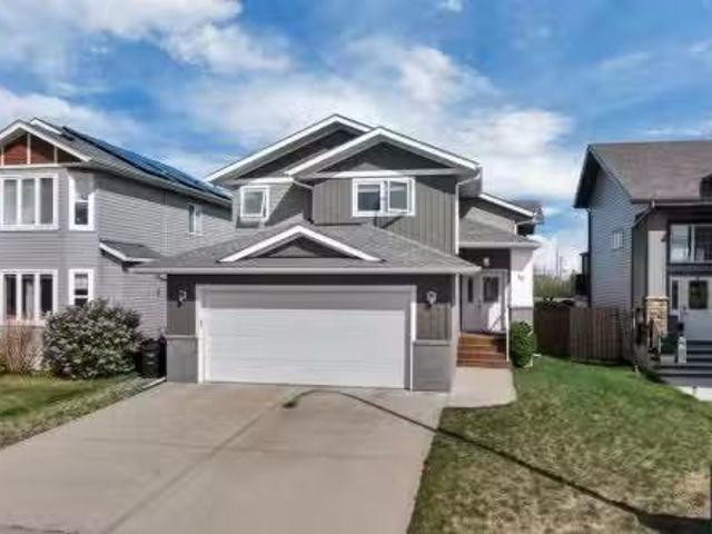 Copper 18 Copper Street, Blackfalds, AB, T4M 0A9 house for s.