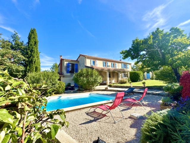 Coquette Villa individuelle sur 1200 M2 de terrain avec pisc