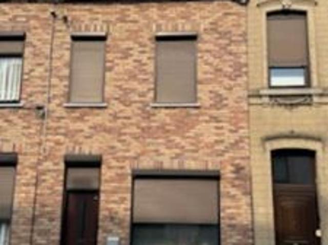 COQUETTE MAISON UNIFAMILIALE