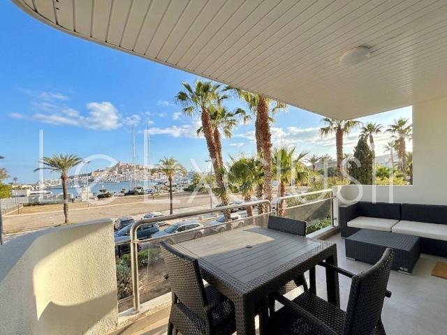 Coqueto apartamento en Marina con vistas a Dalt Vila