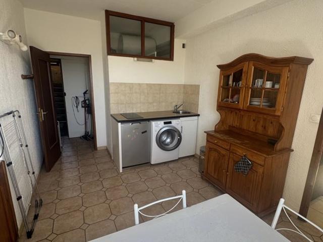 Corte, T1 en location en centre ville