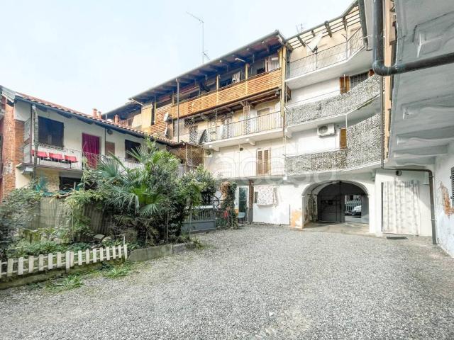 Corte in vendita a Ghemme via Gallarini 3