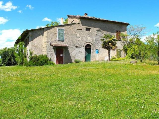 Corte in vendita a Meldola