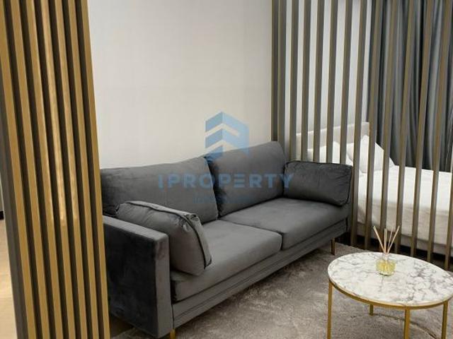 Cortina North | Studio | Centrala | Balcon |