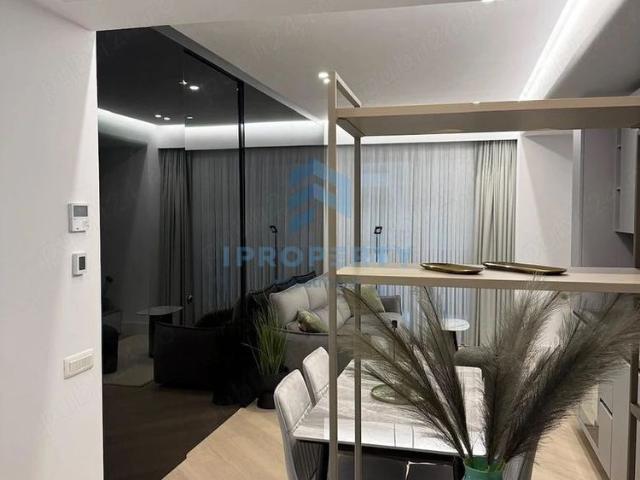 Cortina 126 | 2 Camere | Centrala | Balcon | Parcare |