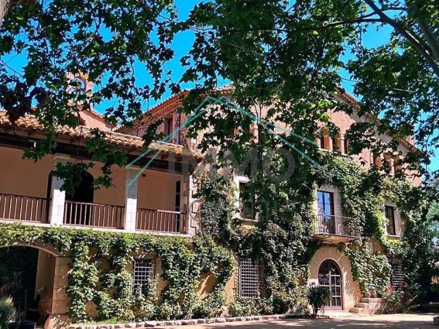 Cortijo de alto standing de 1500 m2 en venta Els Escuts, Cataluña