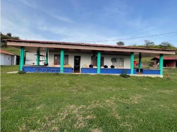 Cortijo de alto standing de 202000 m2 en venta Aguadas, Colombia