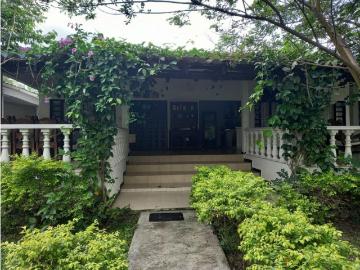 Cortijo de alto standing de 2720000 m2 en venta Saldaña, Colombia