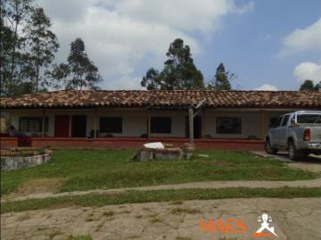 Cortijo de alto standing de 3100000 m2 en venta Angostura, Departamento de Antioquia