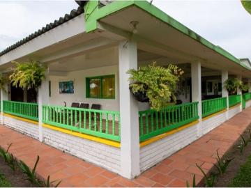 Cortijo de alto standing de 39680 m2 en venta Armenia, Quindío Department