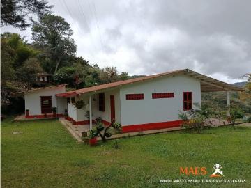 Cortijo de alto standing de 400000 m2 en venta Santo Domingo, Departamento de Antioquia
