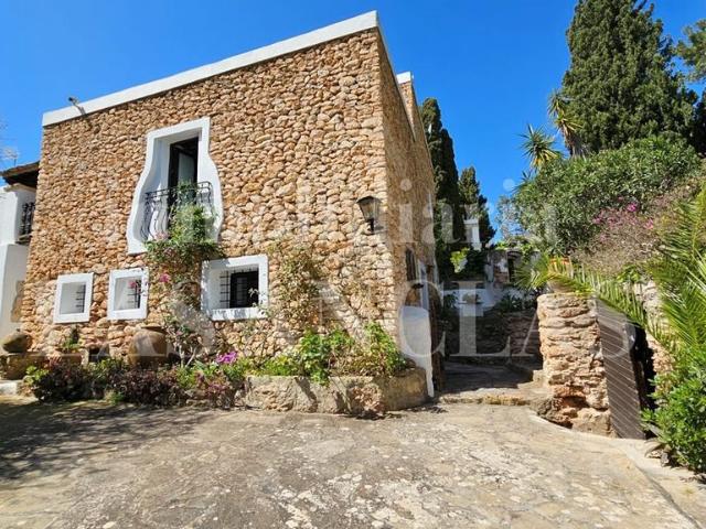 Cortijo de alto standing de 475 m2 en venta San Jose de la Atalaya, España