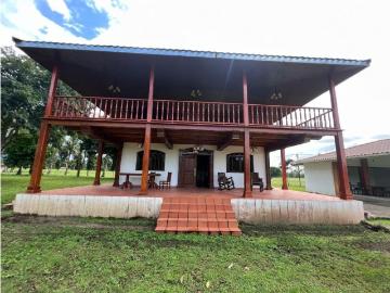 Cortijo de alto standing de 500000 m2 en venta Penonomé, Panamá
