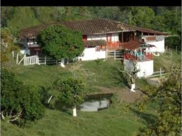 Cortijo de alto standing de 680000 m2 en venta Filadelfia, Colombia
