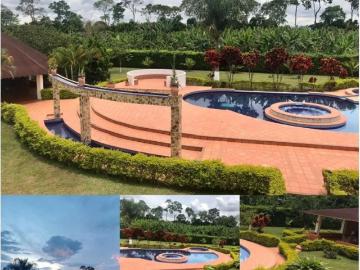 Cortijo de alto standing de 70400 m2 en venta Montenegro, Colombia