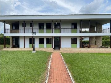Cortijo de alto standing de 70400 m2 en venta Pereira, Departamento de Risaralda