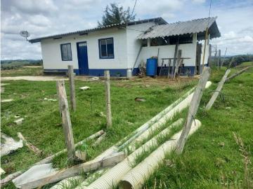 Cortijo de alto standing de 700000 m2 en venta Santa Rosa de Osos, Departamento de Antioquia