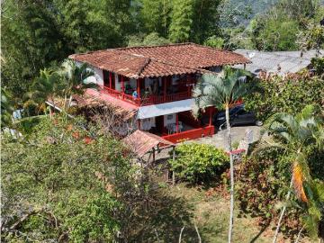 Cortijo de alto standing de 750000 m2 en venta Santa Bárbara, Departamento de Antioquia