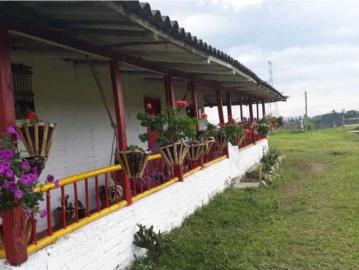 Cortijo de alto standing de 838400 m2 en venta Circasia, Colombia