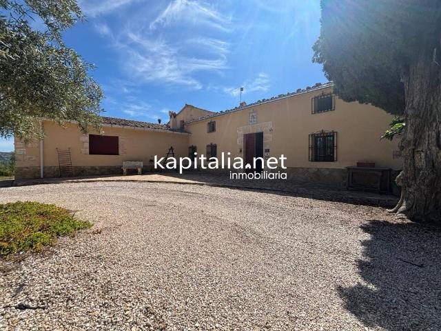 Cortijo de alto standing de 848 m2 en venta Alcoy, España