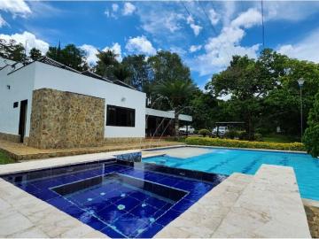 Cortijo de alto standing en venta Copacabana, Departamento de Antioquia
