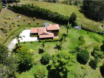 Cortijo de alto standing en venta Carmen de Viboral, Colombia