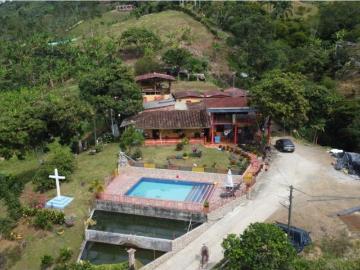 Cortijo de alto standing en venta Andes, Colombia