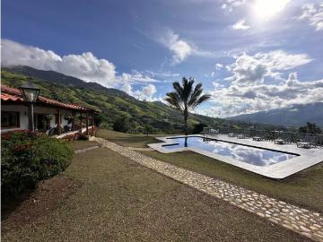 Cortijo de alto standing en venta Barbosa, Colombia