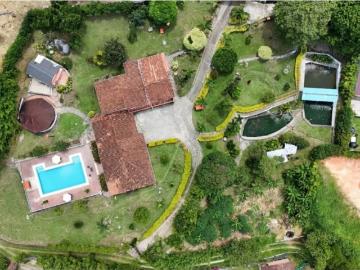 Cortijo de alto standing en venta Barbosa, Departamento de Antioquia