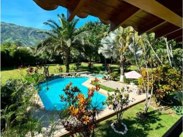 Cortijo de alto standing en venta Barbosa, Departamento de Antioquia