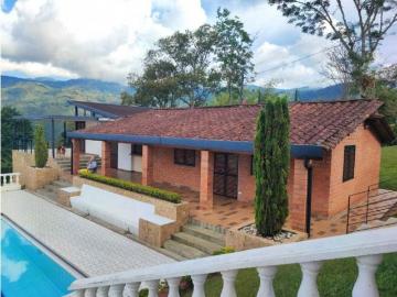 Cortijo de alto standing en venta Barbosa, Departamento de Antioquia