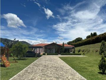 Cortijo de alto standing en venta La Ceja, Colombia