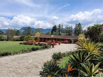 Cortijo de alto standing en venta La Ceja, Colombia