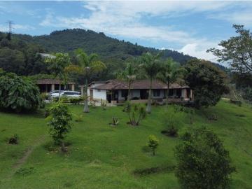 Cortijo de alto standing en venta La Estrella, Departamento de Antioquia