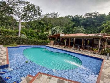 Cortijo de alto standing en venta La Pintada, Colombia