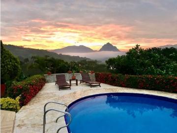 Cortijo de alto standing en venta La Pintada, Departamento de Antioquia